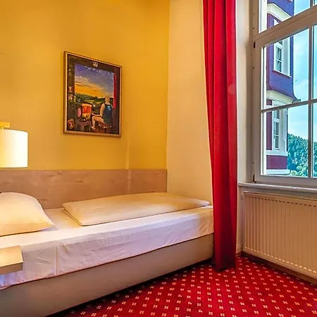 Hotel Schloss 3*