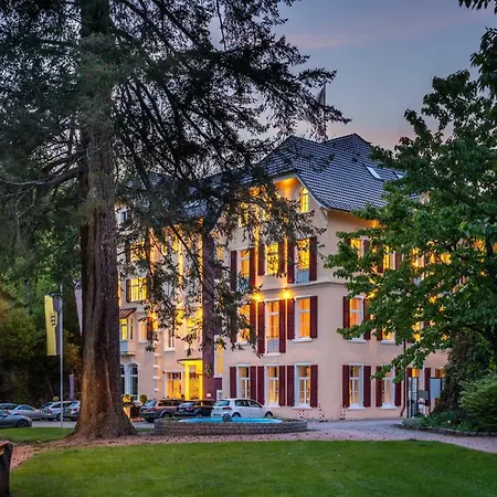 Schloss Отель 3*